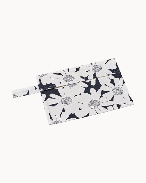 Summer Essentials Pouch – Kukkia